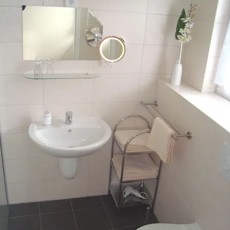 Goldener Hahn Отель