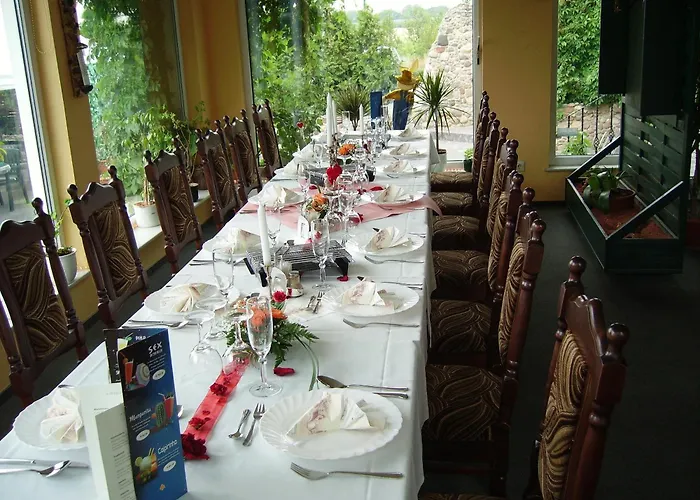 Hotel Goldener Hahn 3*