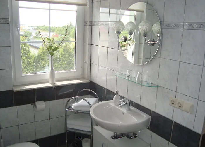 Hotel Goldener Hahn 3*